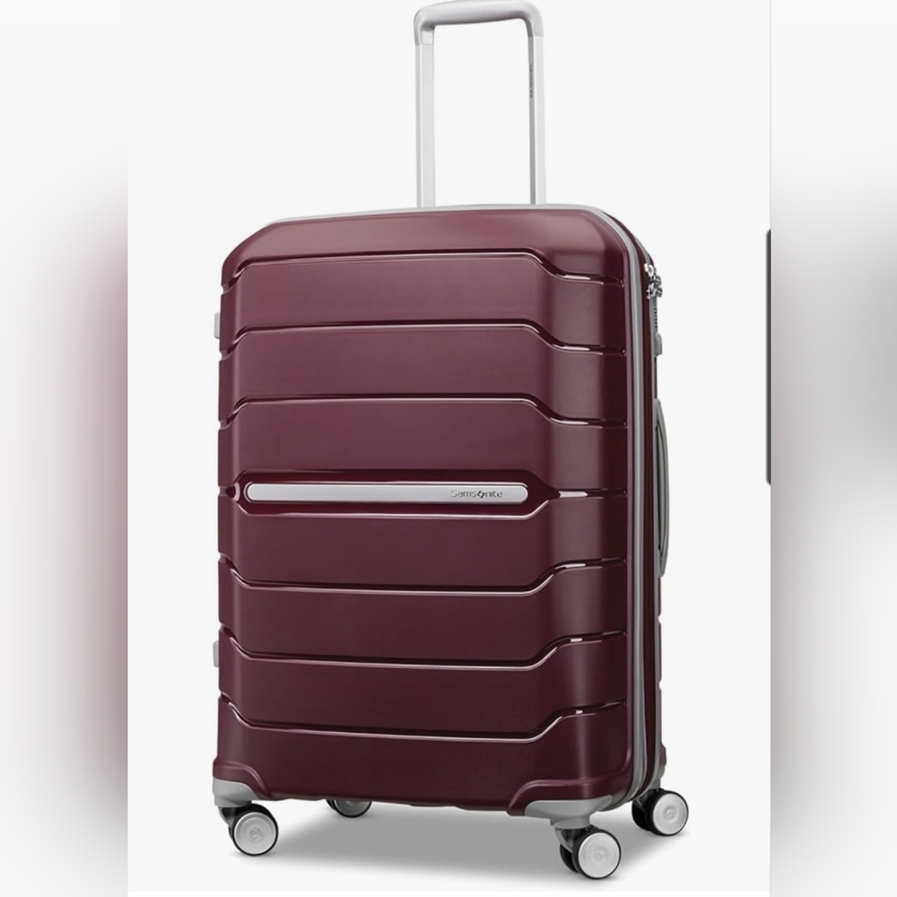 Samsonite hardsite expandable luggage.